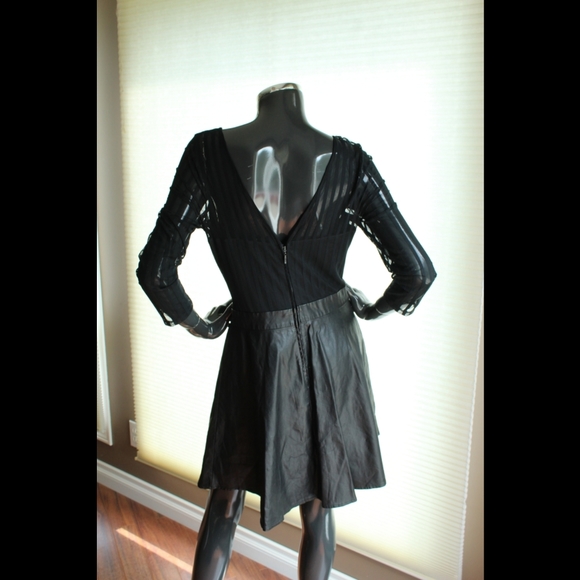 Guess los angeles dress with faux leather skirt - Picture 3 of 4